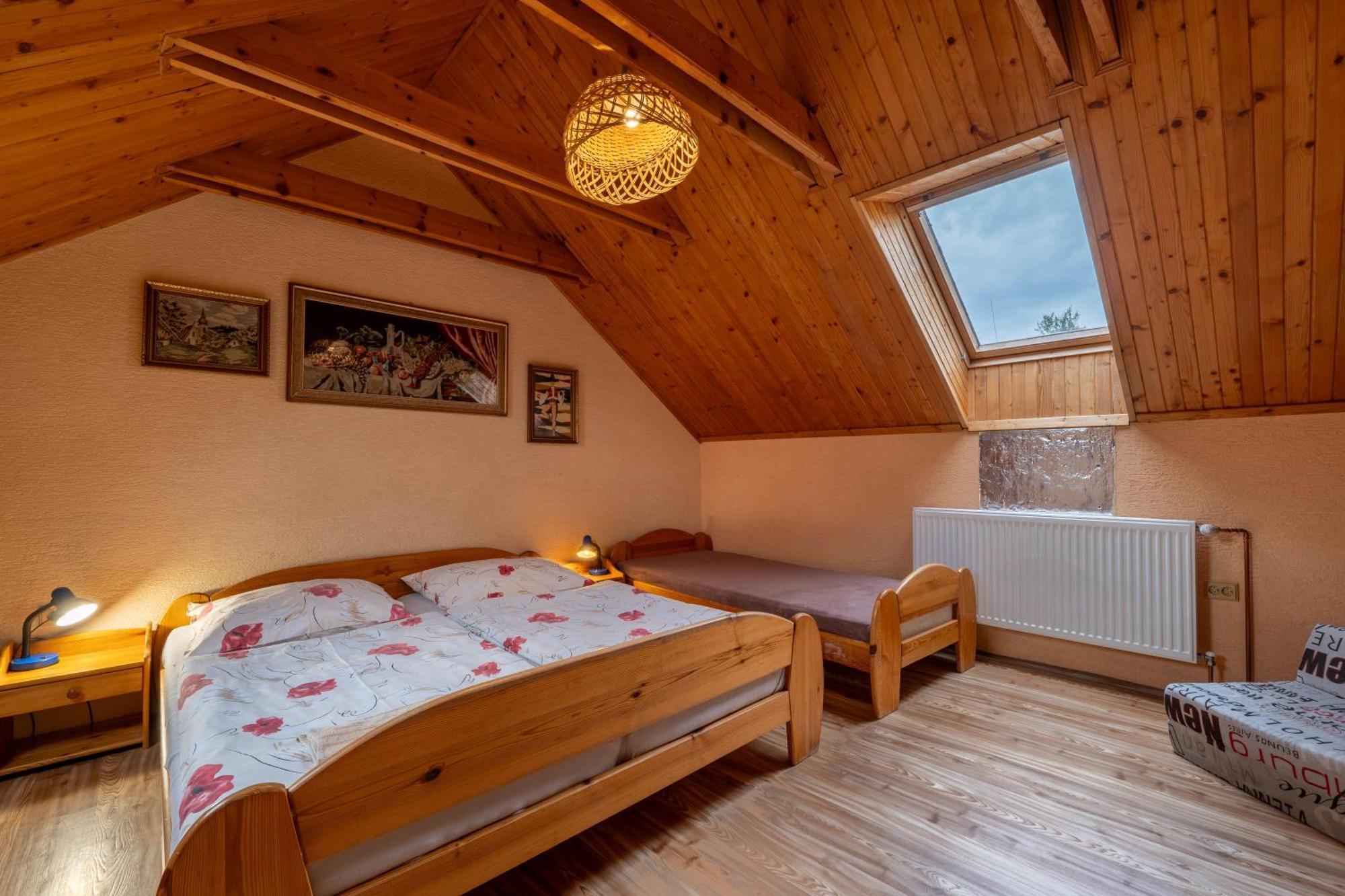 Vila Bobrik - Liptovska Mara Bobrovnik Luaran gambar